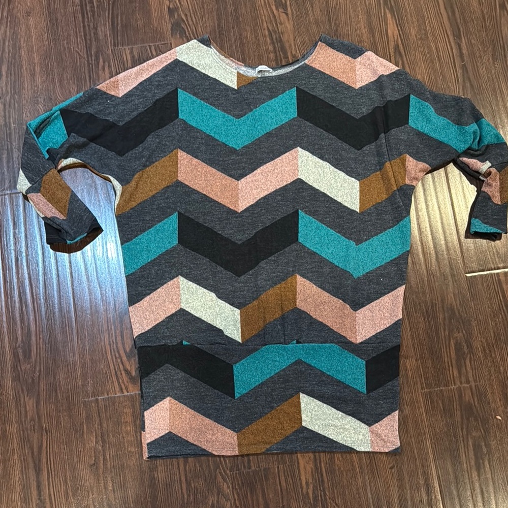 Chevron Patterned Women's Tunic Top